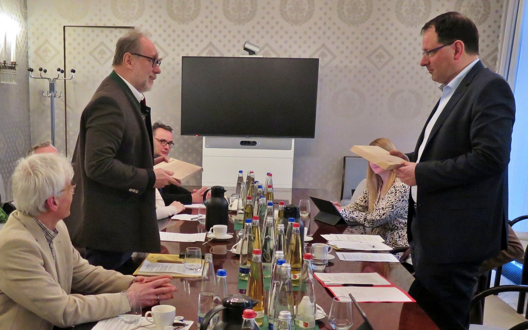 Gespräch mit Bayerns Finanzstaatssekretär Schöffel